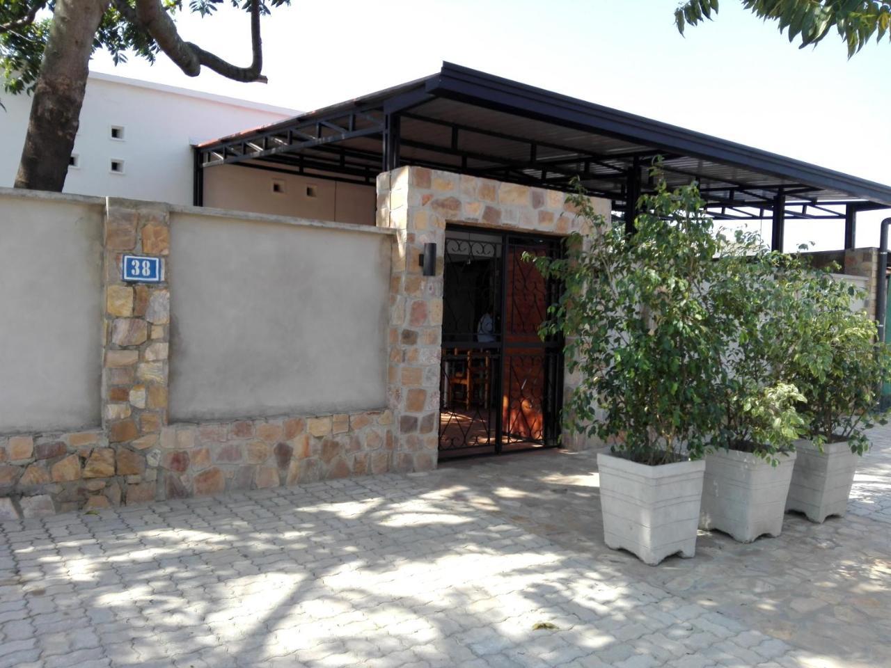 Urban Lodge Bujumbura Exterior foto
